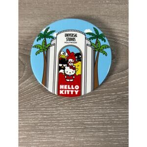 Hello Kitty Universal‎ Studios Button- Excellent Condition